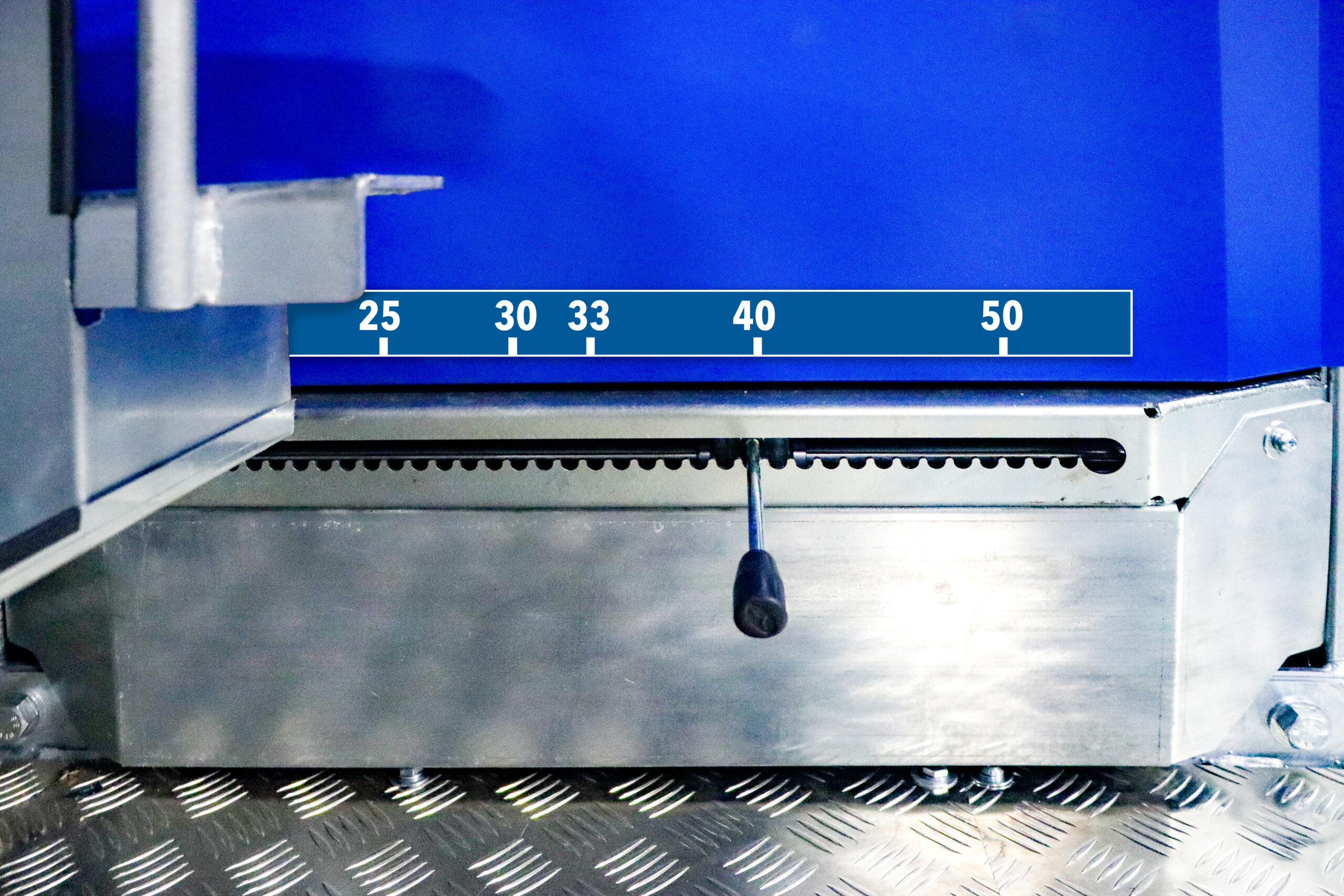 SSPX 800 <p> Abrollrahmen | Hakenlift – Bild 16